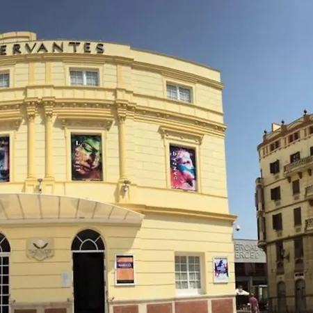 Corazon Centro Historico Homestay Malaga
