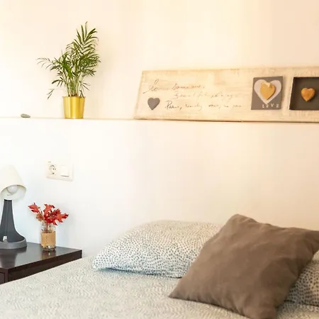 Corazon Centro Historico Homestay Malaga